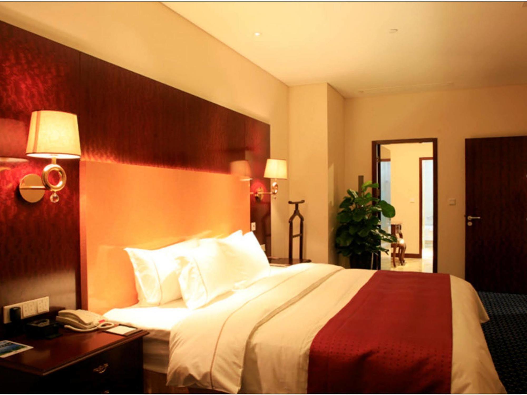 Teda International Club Hotel Tianjin Buitenkant foto